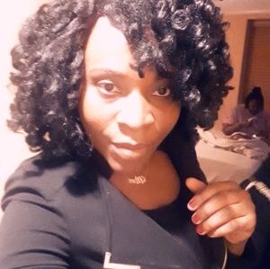 Meet your Posher, Francesca